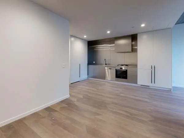 Large 1 bed plus Study/Office