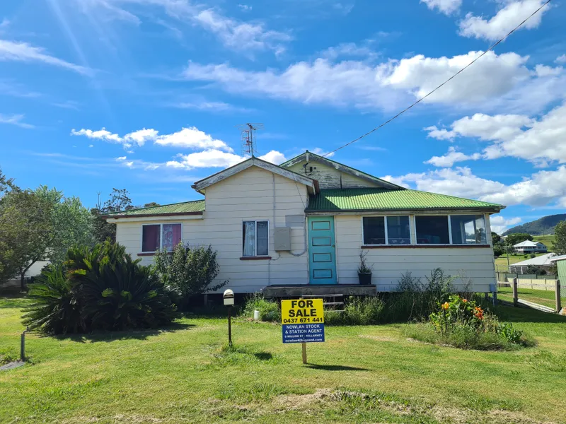 A renovators dream... Invest in your future today!