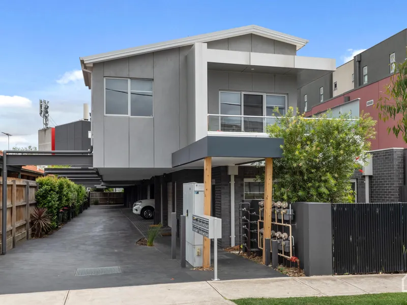 Modern Living Moments from Parklands