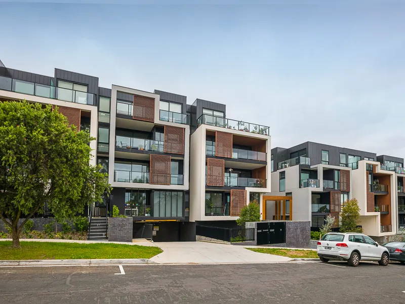 Huge private garden and entertaining area 