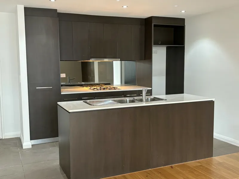 MODERN & STYLISH