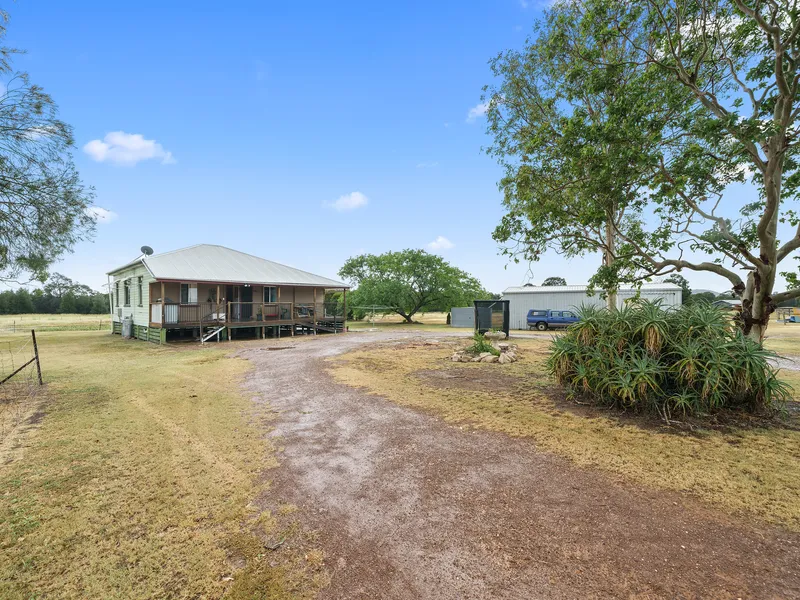 Country Living on Private 10 Acres