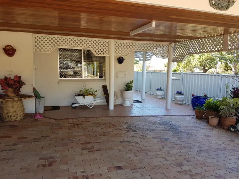 Affordable Fully Furnished Flat in Quiet Street