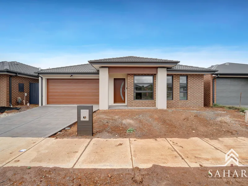 A Place To Call Home In Weir Views !!!