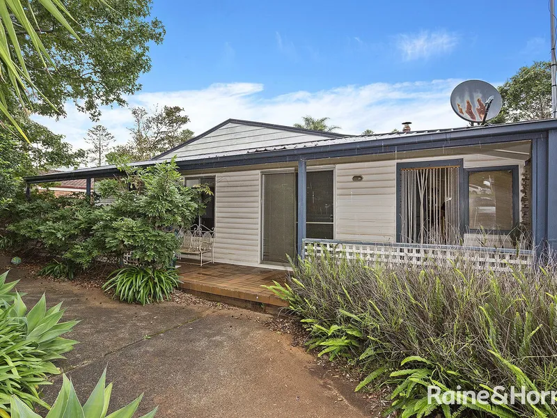 Explore the potential In Gerringong Central! 