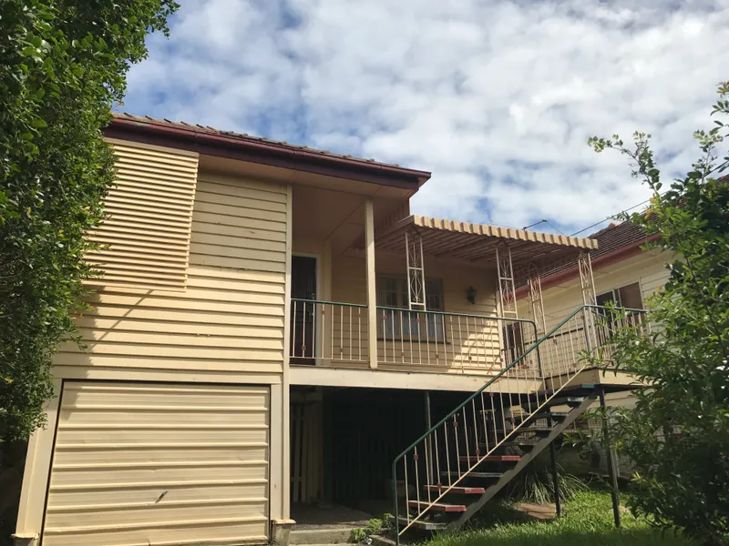 PET FRIENDLY PROPERTY WITH AIR CON