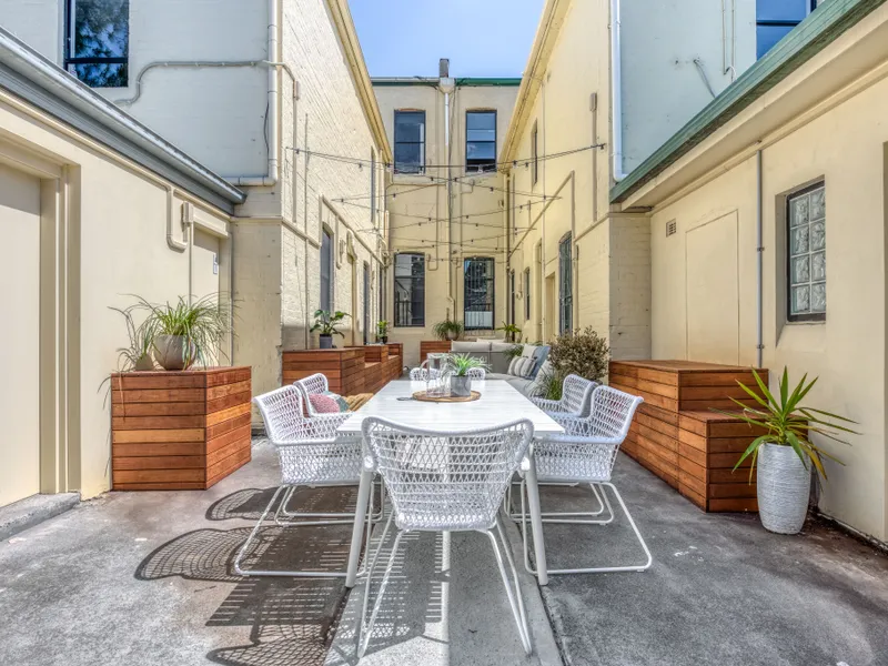 Newly renovated studios - Pets allowed - short term lease available 