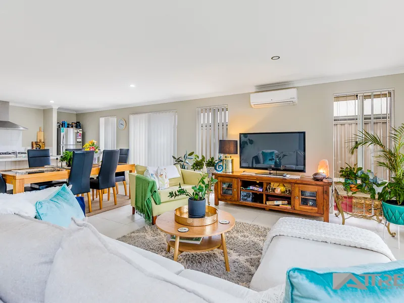 THE BROOK ESTATE - CONVENIENT LIVING 4 Bed + 2 Bath + Theatre 