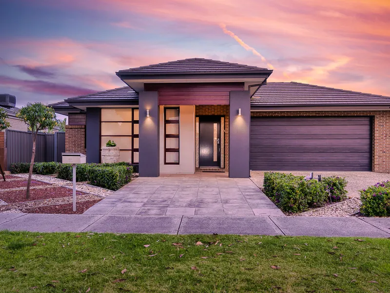 MODERN LIVING IN A HIGH GROWTH SUBURB!