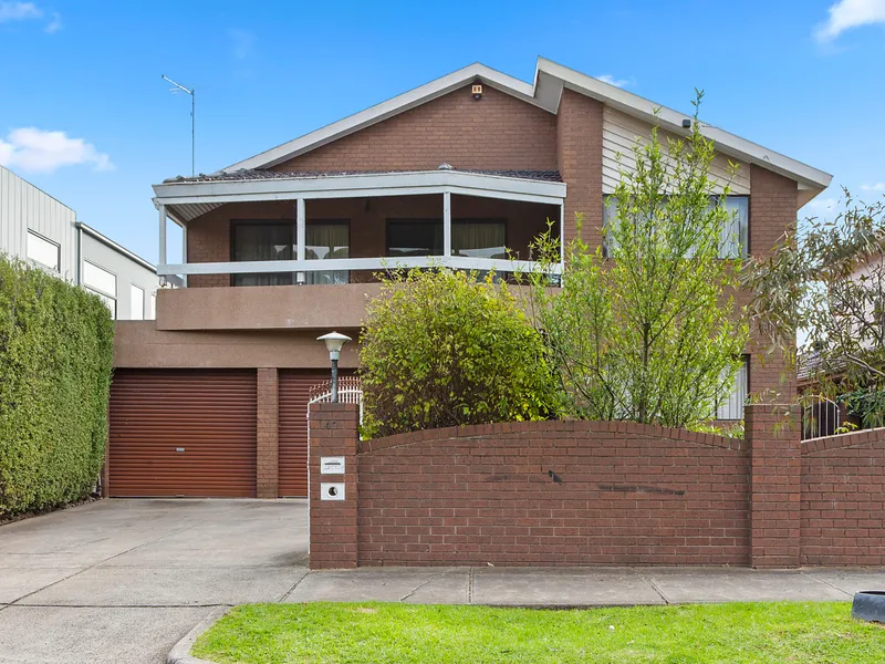 Impressively Spacious and Opposite Rosehill Reserve