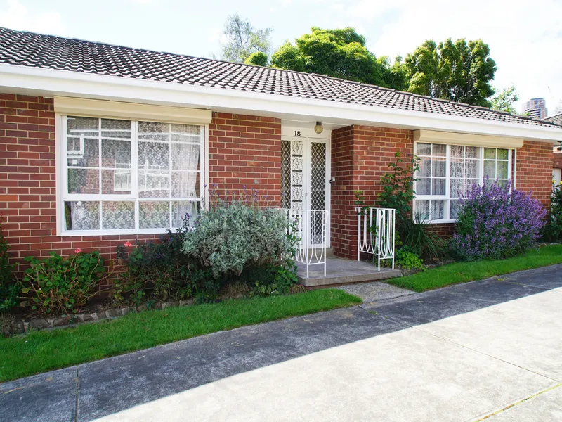 2 Bedroom Unit in a Prime Location - next to Box Hill TAFE & Hospital