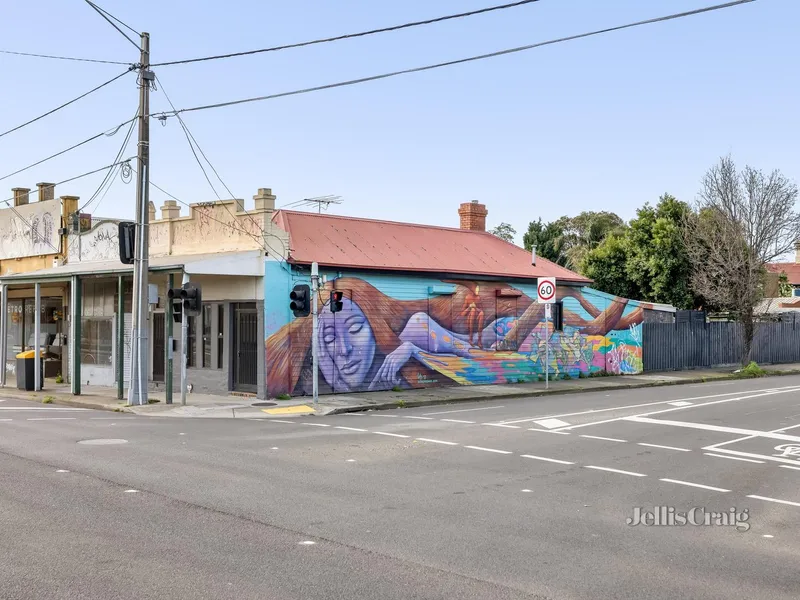 High Profile Corner Shopfront
