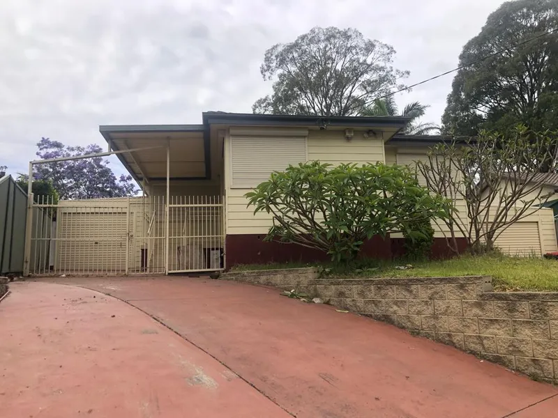 3 Bedroom Family Home!