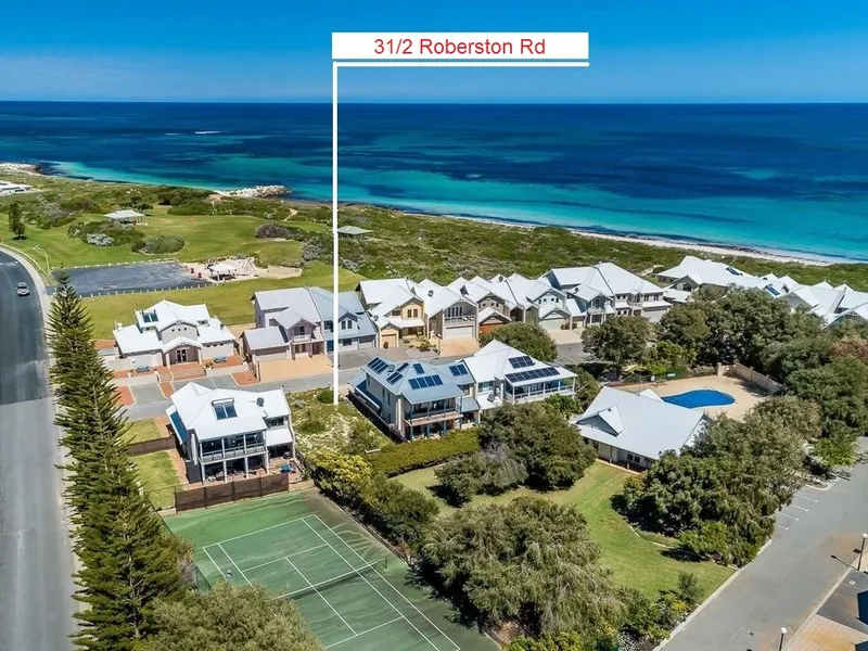The last vacant block of land in the Ledge Point Village Complex