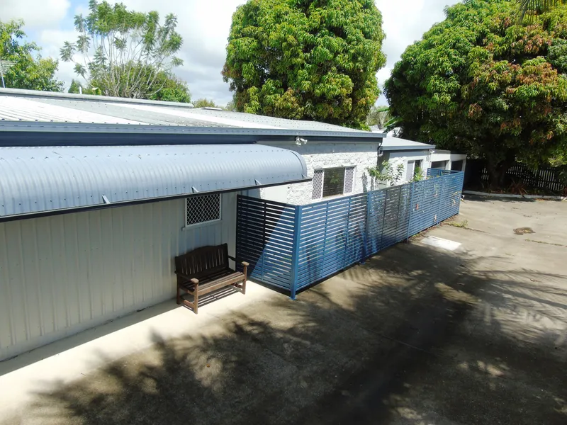 Large Home on Huge Block - Development Potential