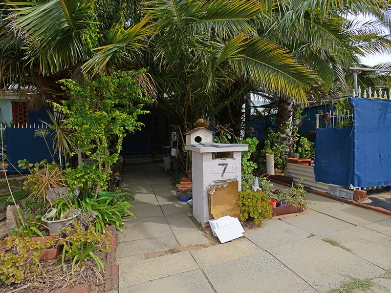 ROOM IN SHARE HOUSE