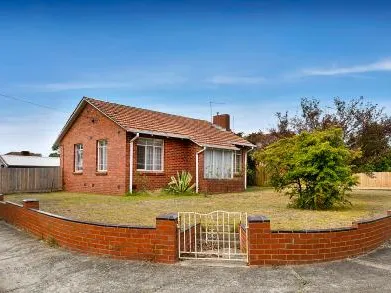 Two or Three Bedroom Home Close to Everything!