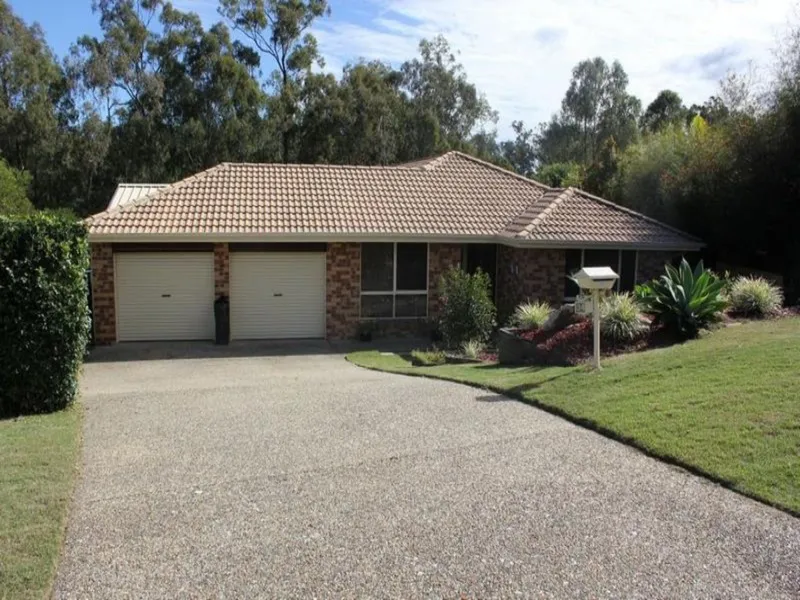 BEAUTIFUL FAMILY HOME IN THE JACANA ESTATE