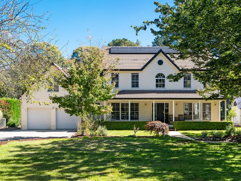 'Carisbrook' The ultimate in family living, offering style and space