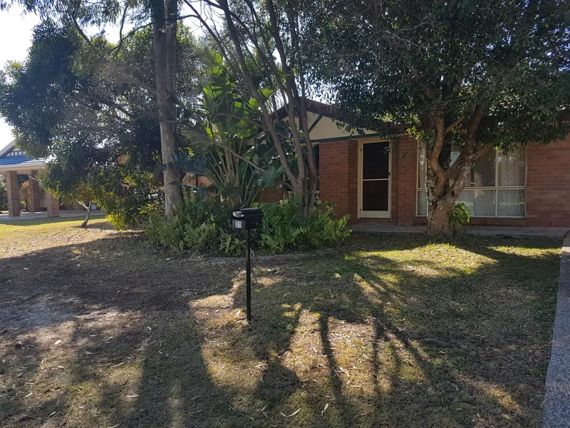 LARGE LOWSET IN PRIME LOCATION! ONLY $390 P/W