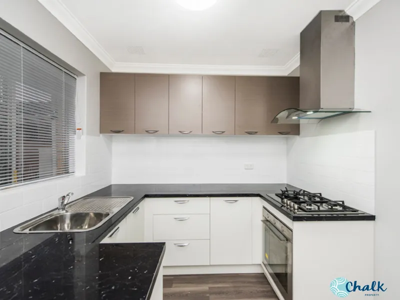 Beautiful Modern Shoalwater beach pad ...