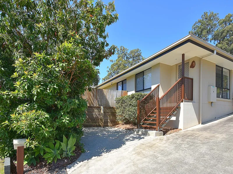 LARGE House-Sized Duplex. (More images coming soon!)