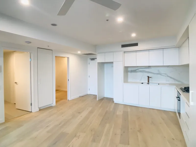 Brand New 1 Bedroom Apartment with Multi-purpose Room in the Heart of Bowen Hills!!!