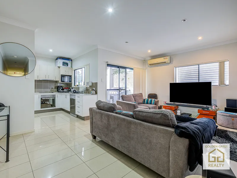 Location, Style and Perfect Position in Annerley, excellent choice for investor and First Home Buyer