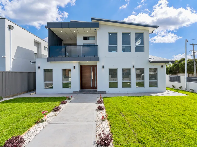 CONTEMPORARY, AFFORDABLE LIVING!