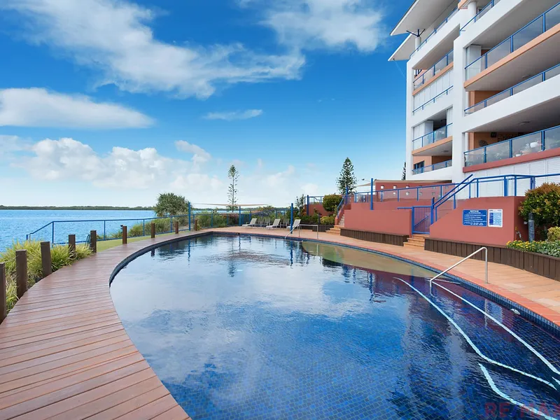 RESORT LIVING WITH MILLION $ VIEWS - FULLY FURNISHED