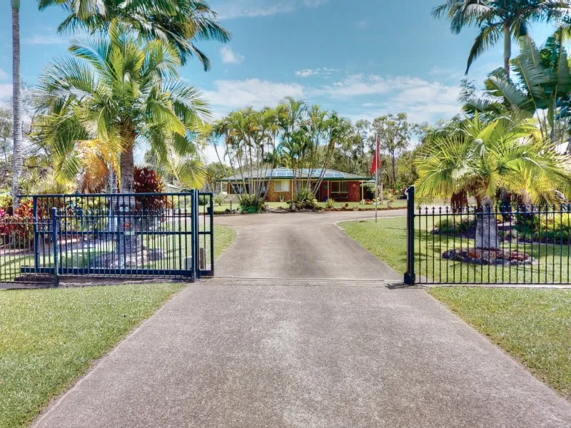 COASTAL LIVING with a COUNTRY LIFESTYLE