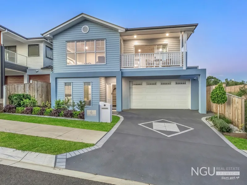 SOPHISTICATED MASTERPIECE!