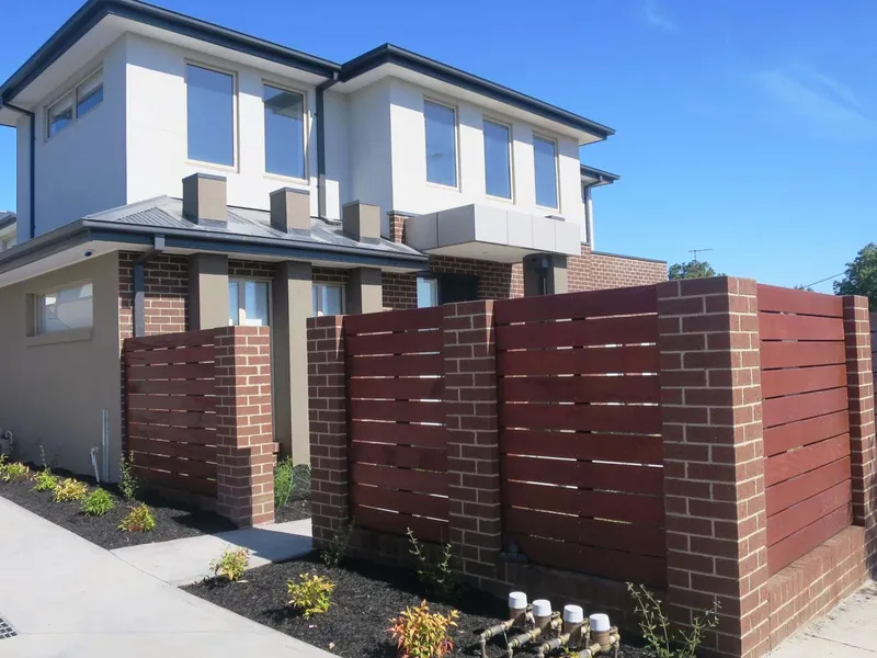 Modern Luxury Townhouse