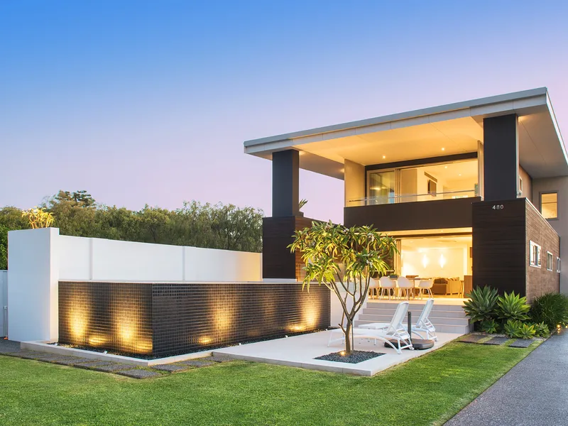 EXCLUSIVE BEACHFRONT PARADISE