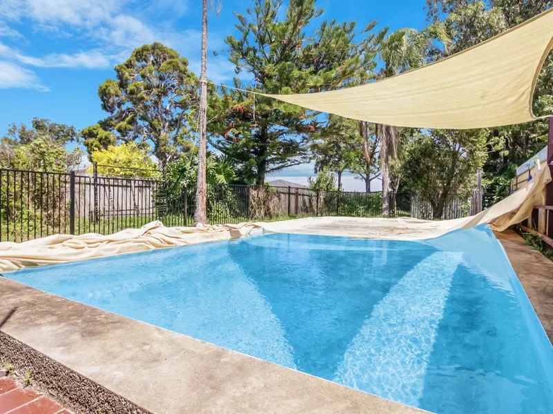 Charming Family Home With Pool
