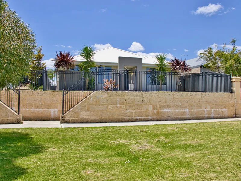 PERCHED HIGH, OVERLOOKING SPRAWLING PARKLAND!