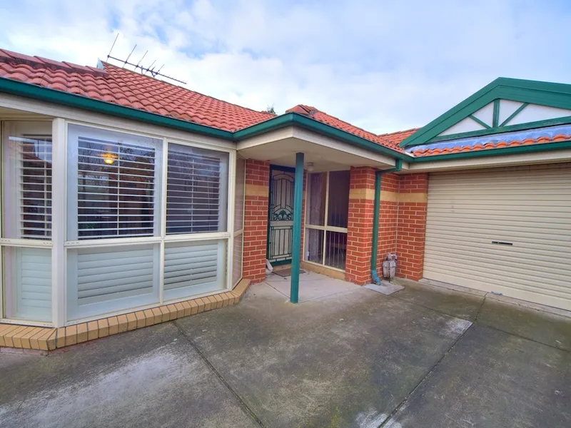 QUIET LOCATION AND NEAT AS A PIN