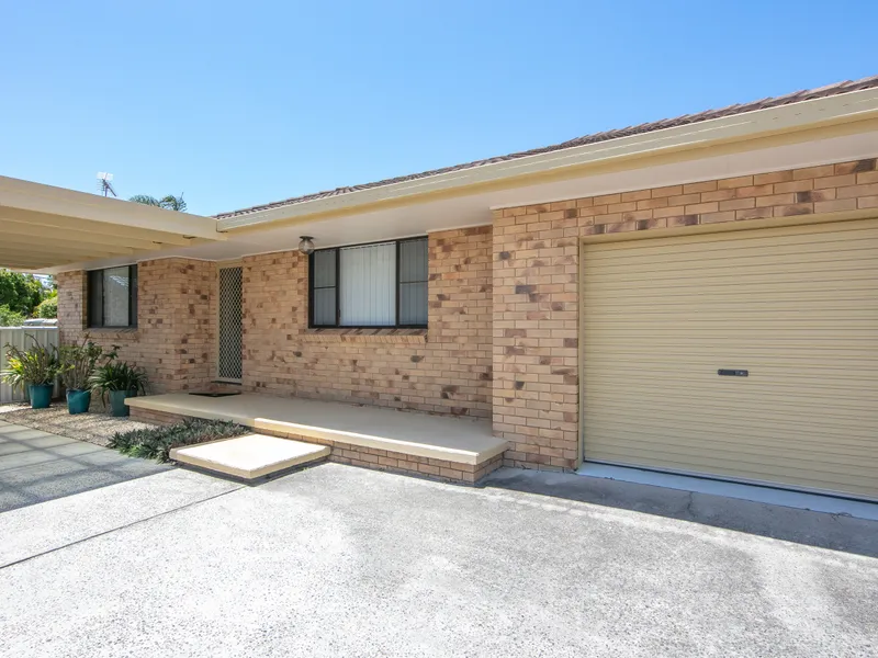 Renovated 2 Bedroom Unit In Quiet Location