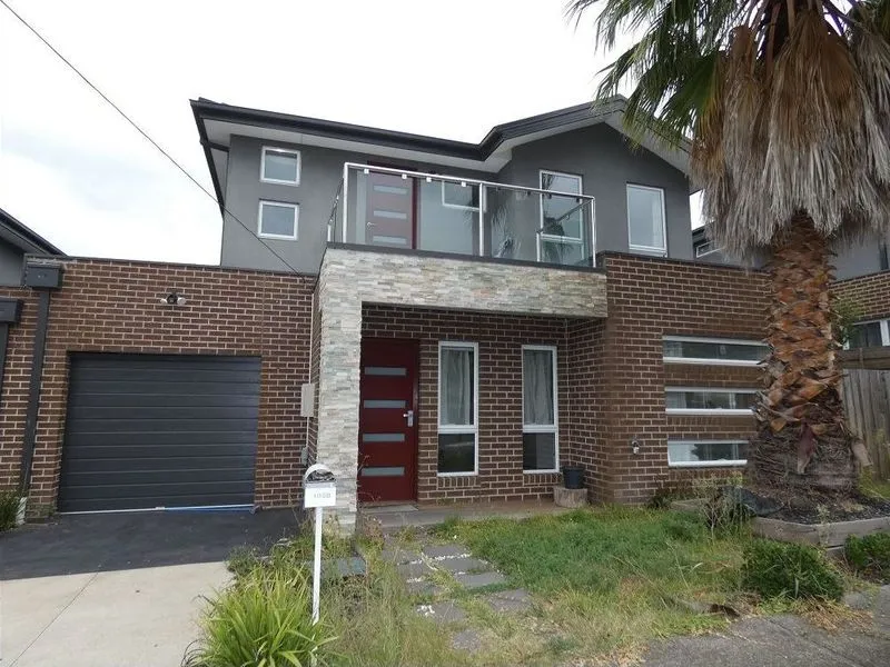 Great House In Great Location