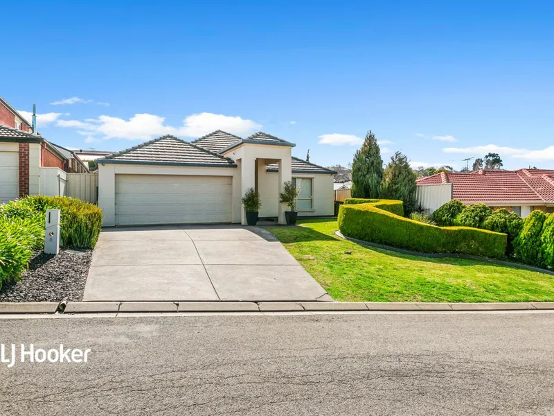 LOVELY LOCATION, GREAT FAMILY HOME