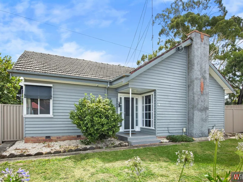 Imagine Living in this Incredible Location