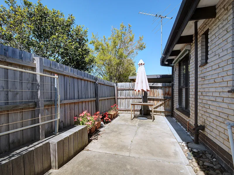 Vast Two-Bedroom House in a Quiet and Well Known Location