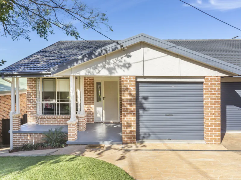 3 BEDROOMS | 2 BATHROOMS | 2 GARAGE