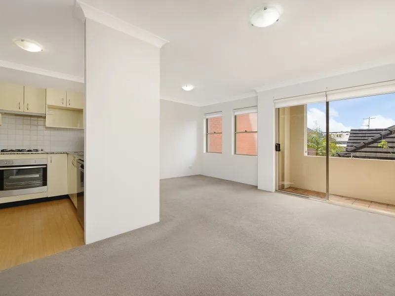 2 BEDROOM APARTMENT IN A FANTASTIC LOCATION!