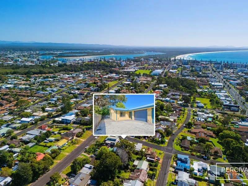 Port Macquarie Perfection. Stylish Villa Close to the Beach