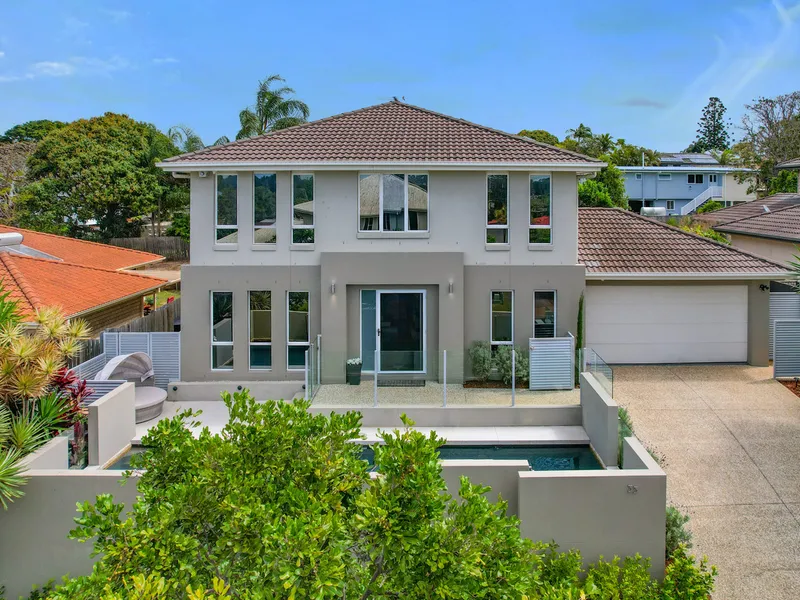 Family Retreat in Prime Position