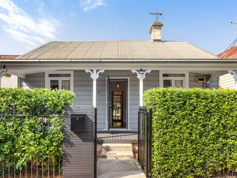 Charming, Radiant & Versatile