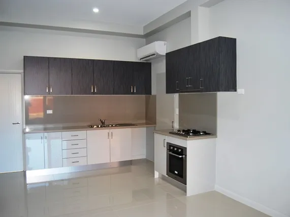 MODERN 1 BEDROOM UNIT - 2 WEEKS FREE RENT