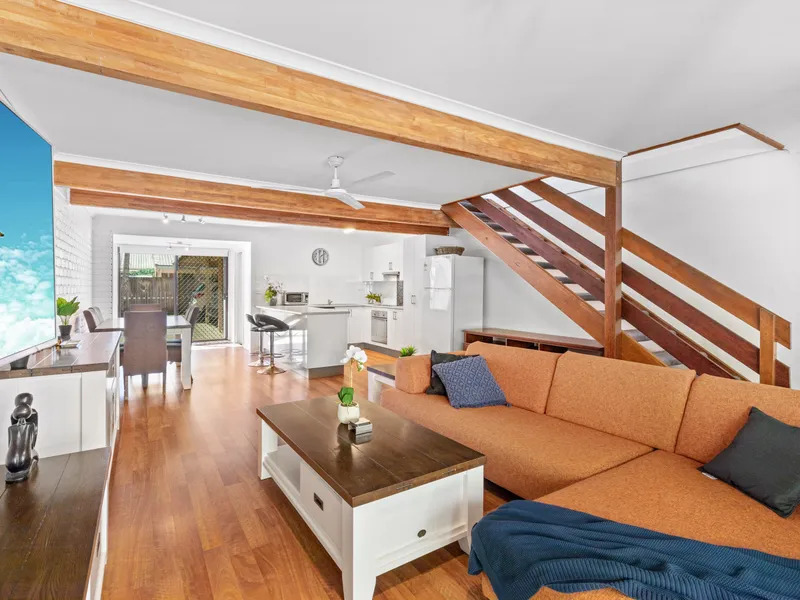 Location Perfect - Walk to the beach - 3 bedrooms Townhouse