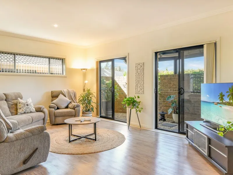 A residence of style, sophistication, and simplicity!